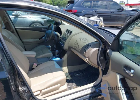 2011 Nissan Altima 2.5 S из США, поврежденный, VIN 1N4AL2AP8BN511325